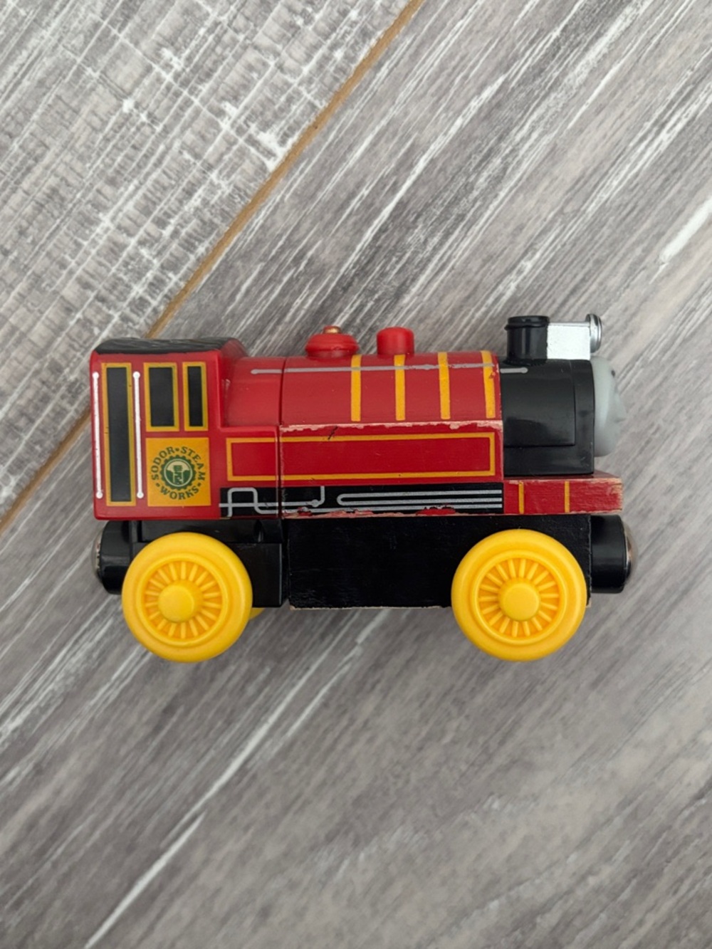 Wooden Talking Victor (works!) TOMY UK - Thomas & Friends - Picture 7 of 8